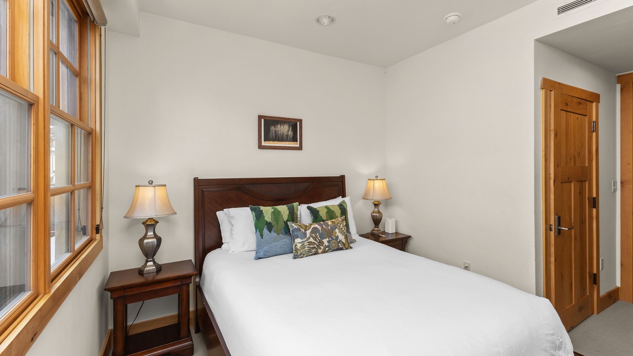 Photo of Bedroom in Elkhorn Village