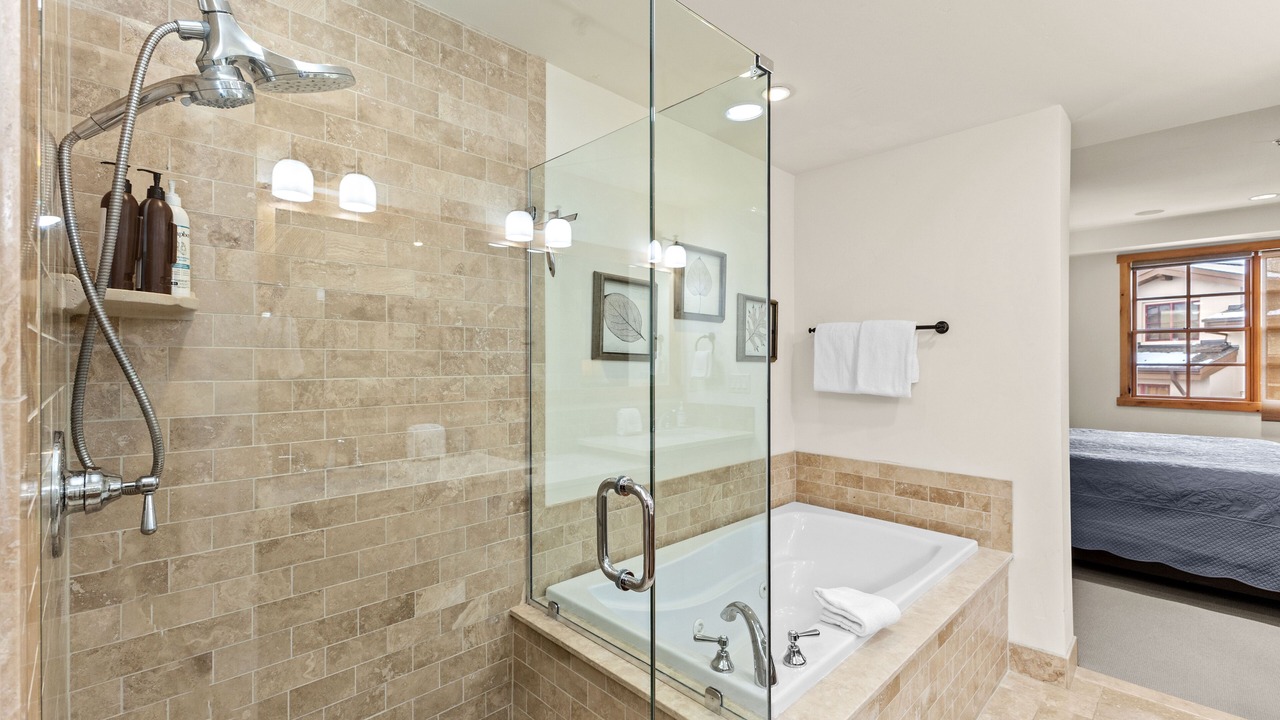 Photo of Bathroom in Elkhorn Village