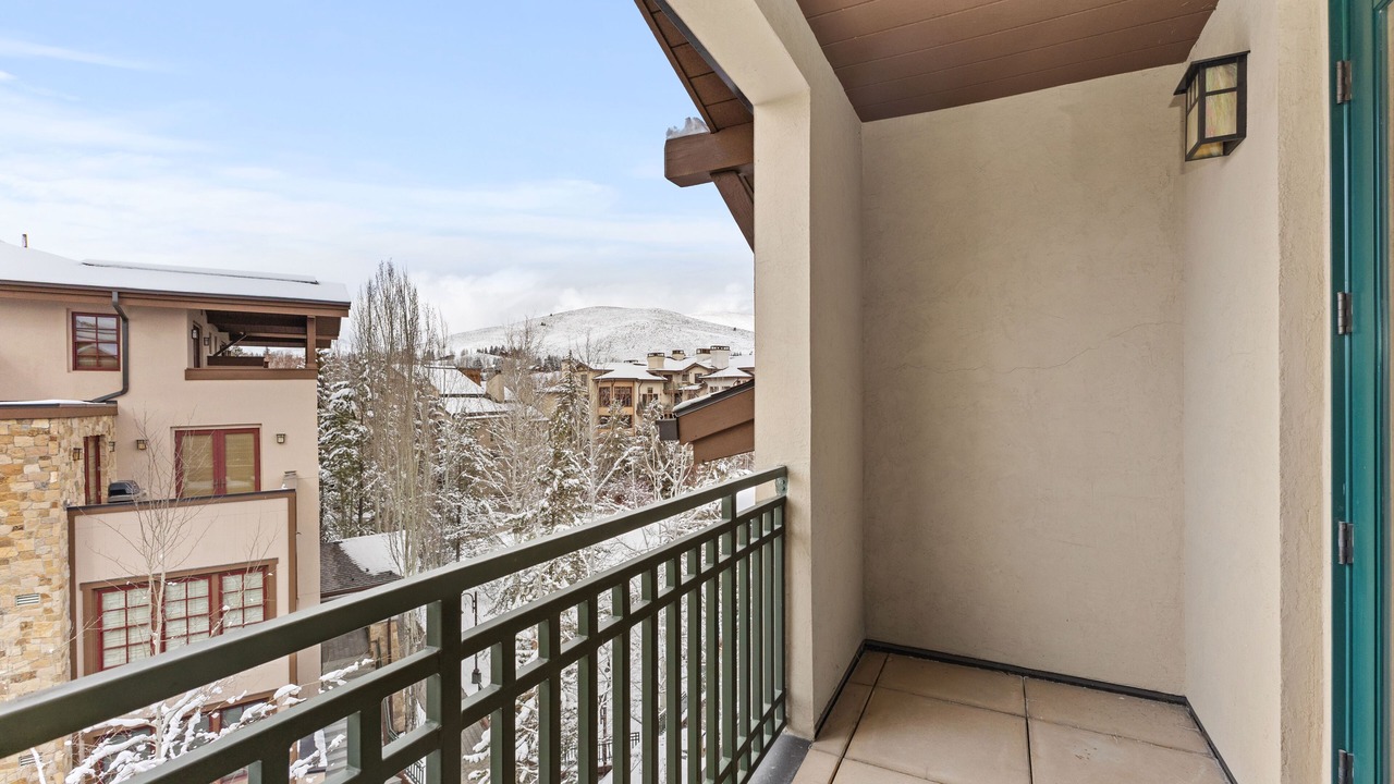 Photo of Outdoor in Elkhorn Village