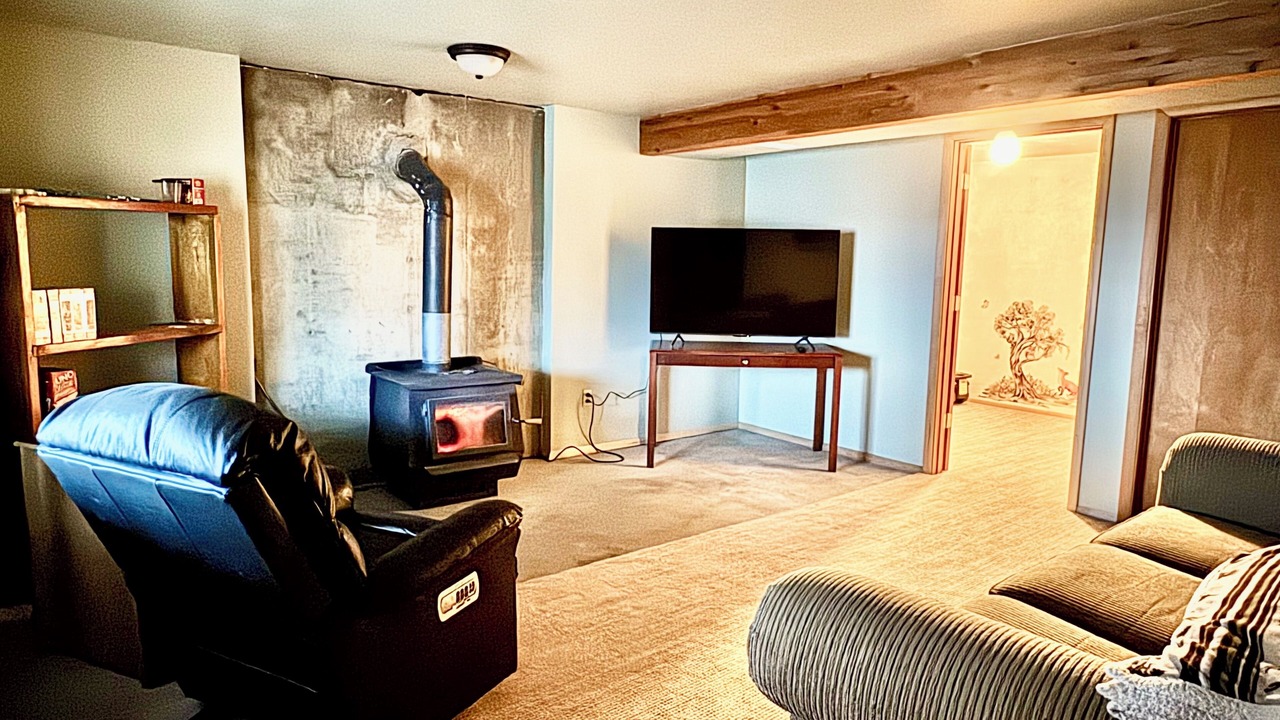 Photo of Livingroom in Custer County