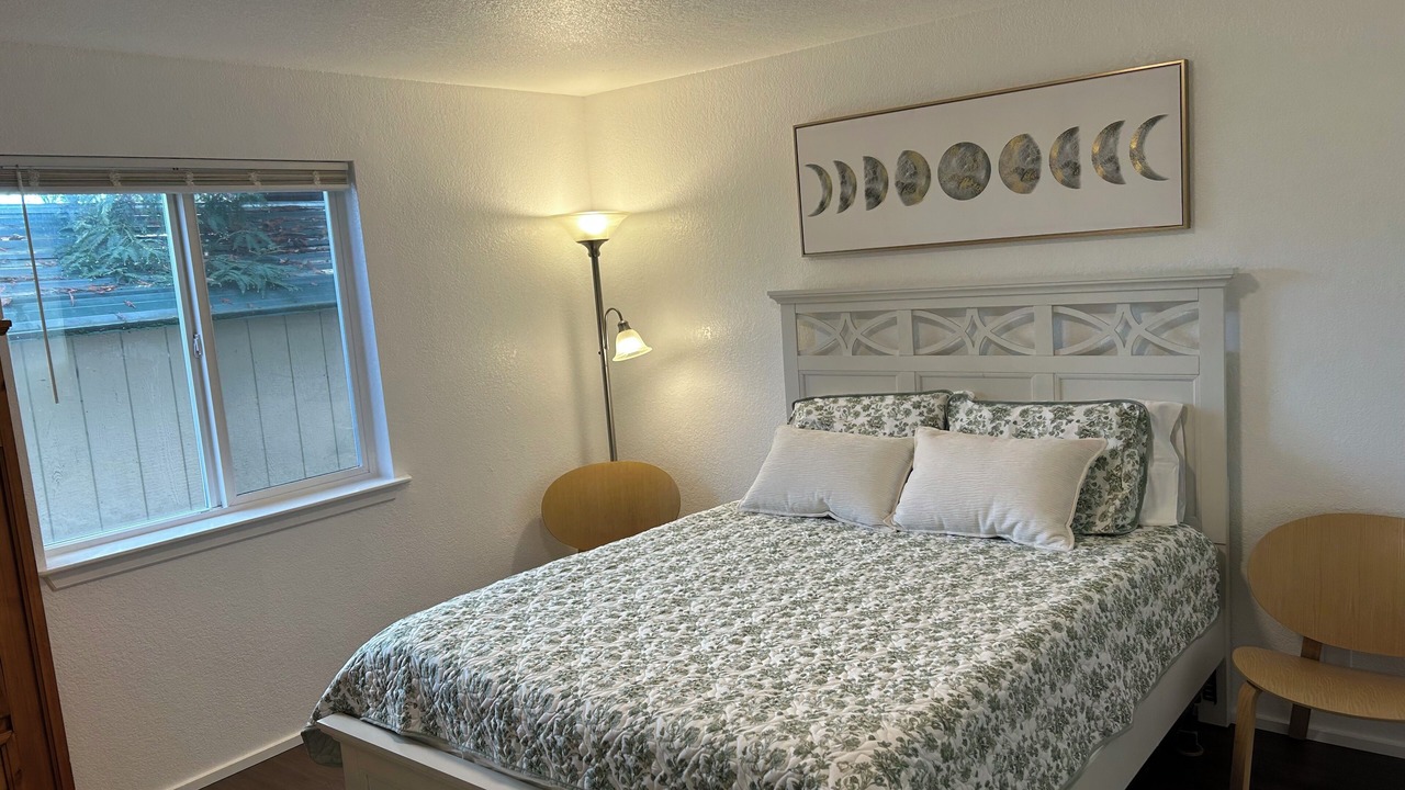 Photo of Bedroom in Grants Pass