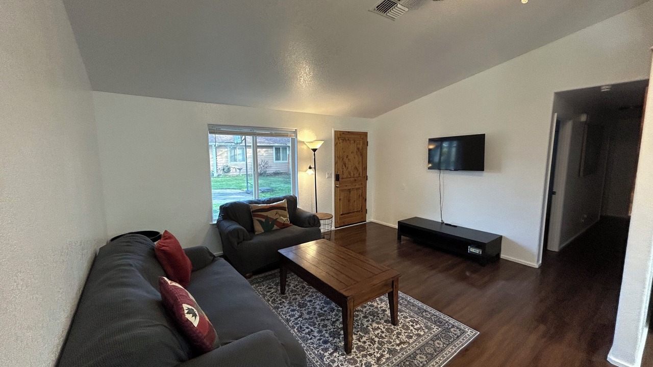 Photo of Livingroom in Grants Pass