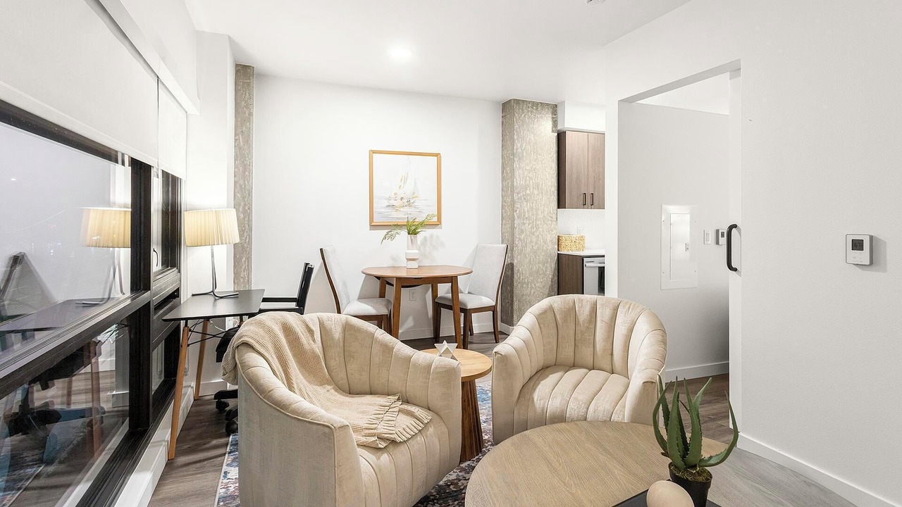 Photo of Livingroom in Crown Hill