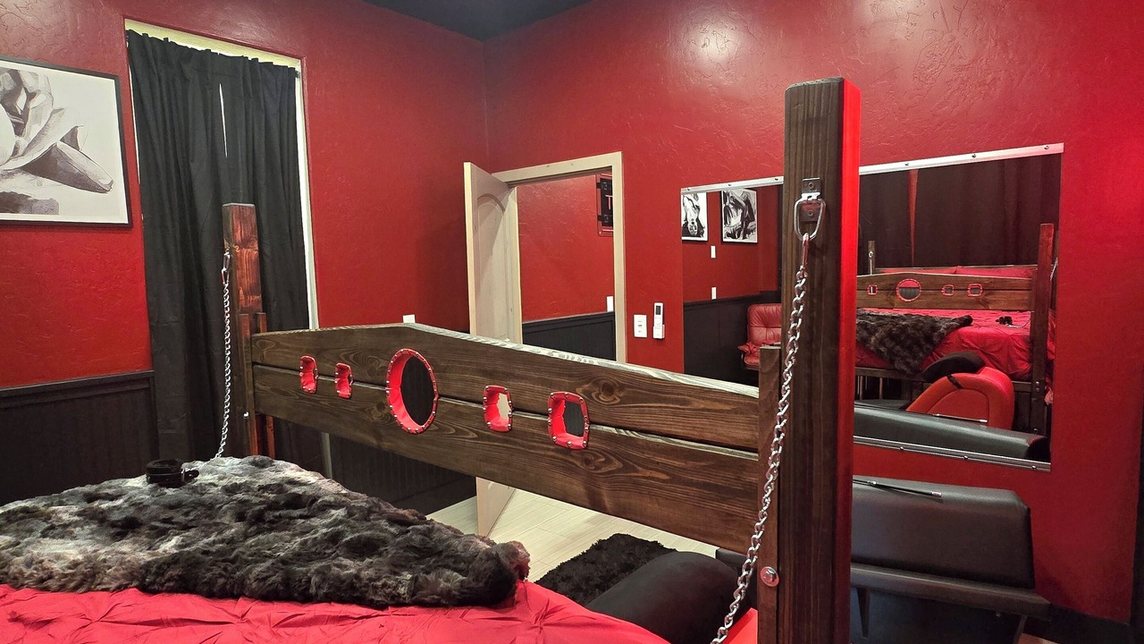 Photo of Bedroom in Garden Valley