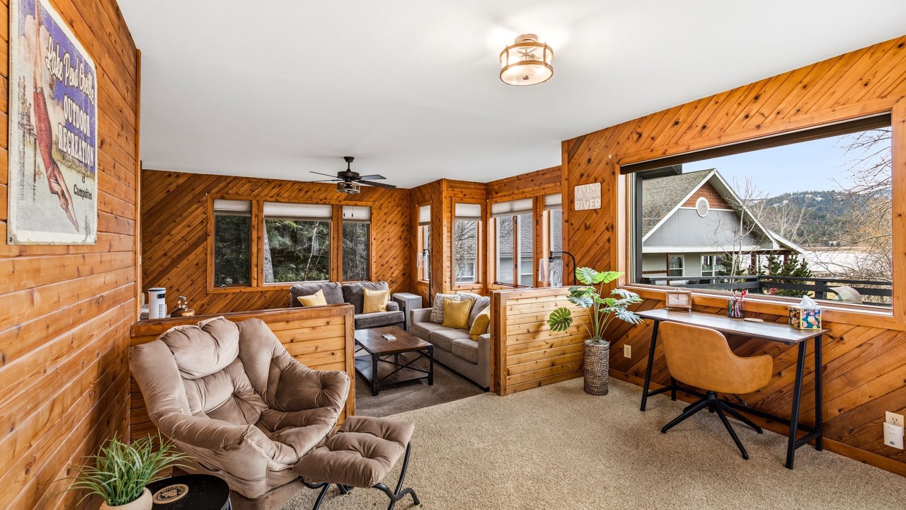 Photo of Livingroom in Laclede