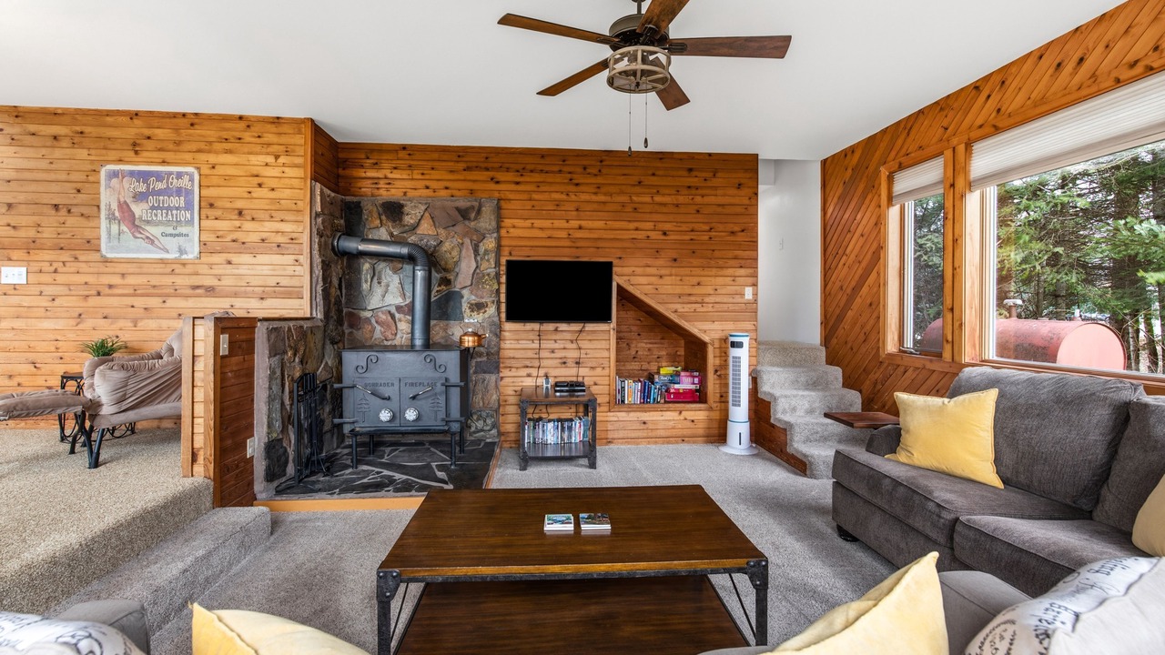 Photo of Livingroom in Laclede
