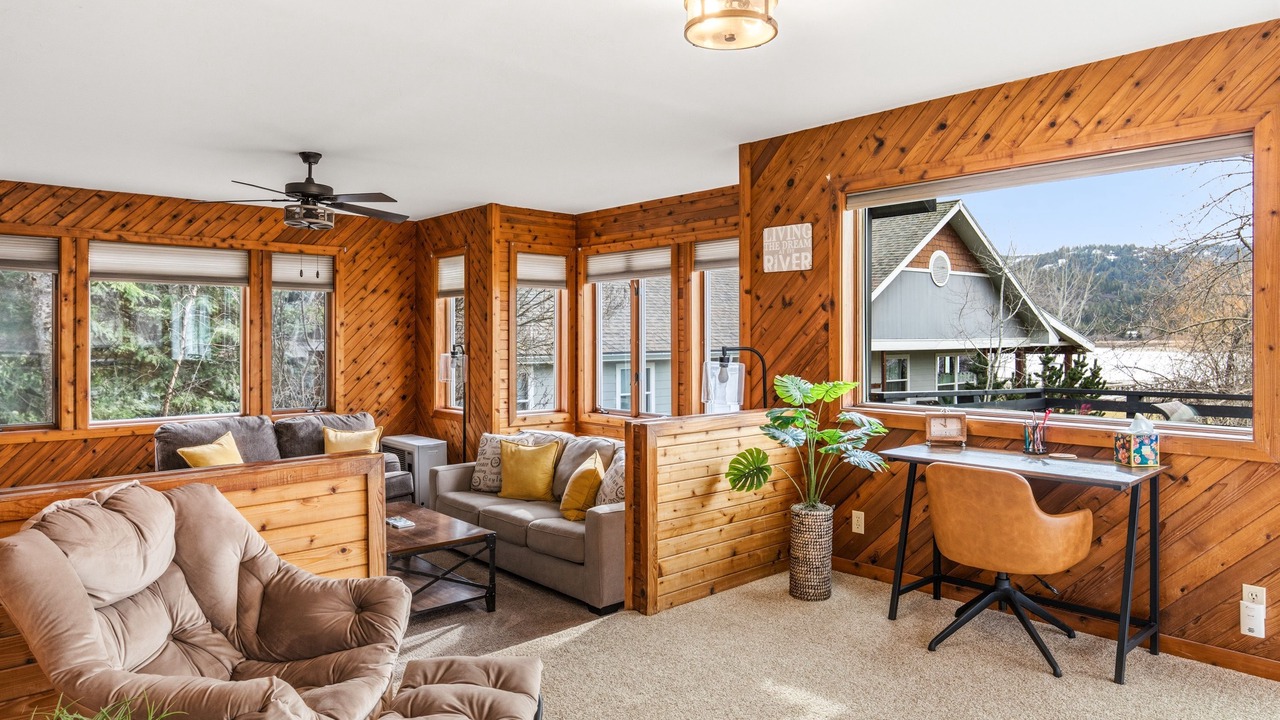 Photo of Livingroom in Laclede