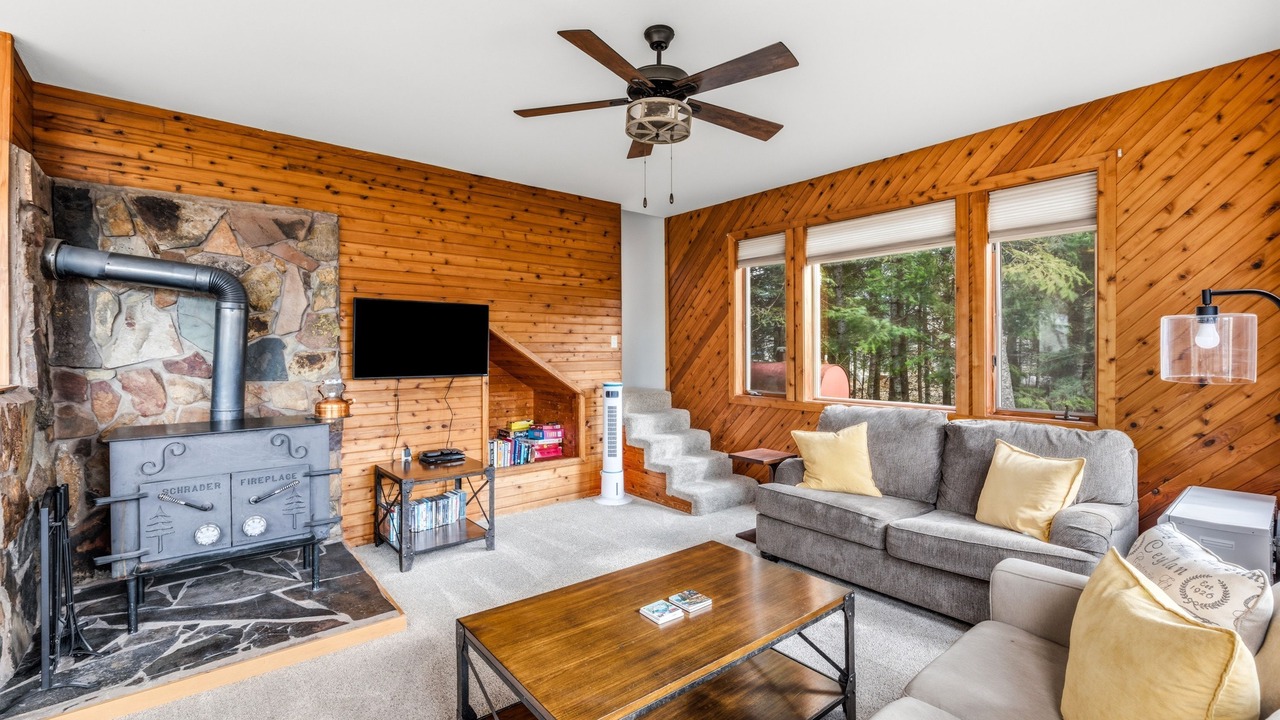 Photo of Livingroom in Laclede