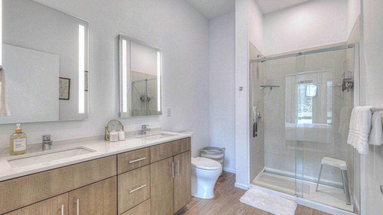 Photo of Bathroom in Edgehill