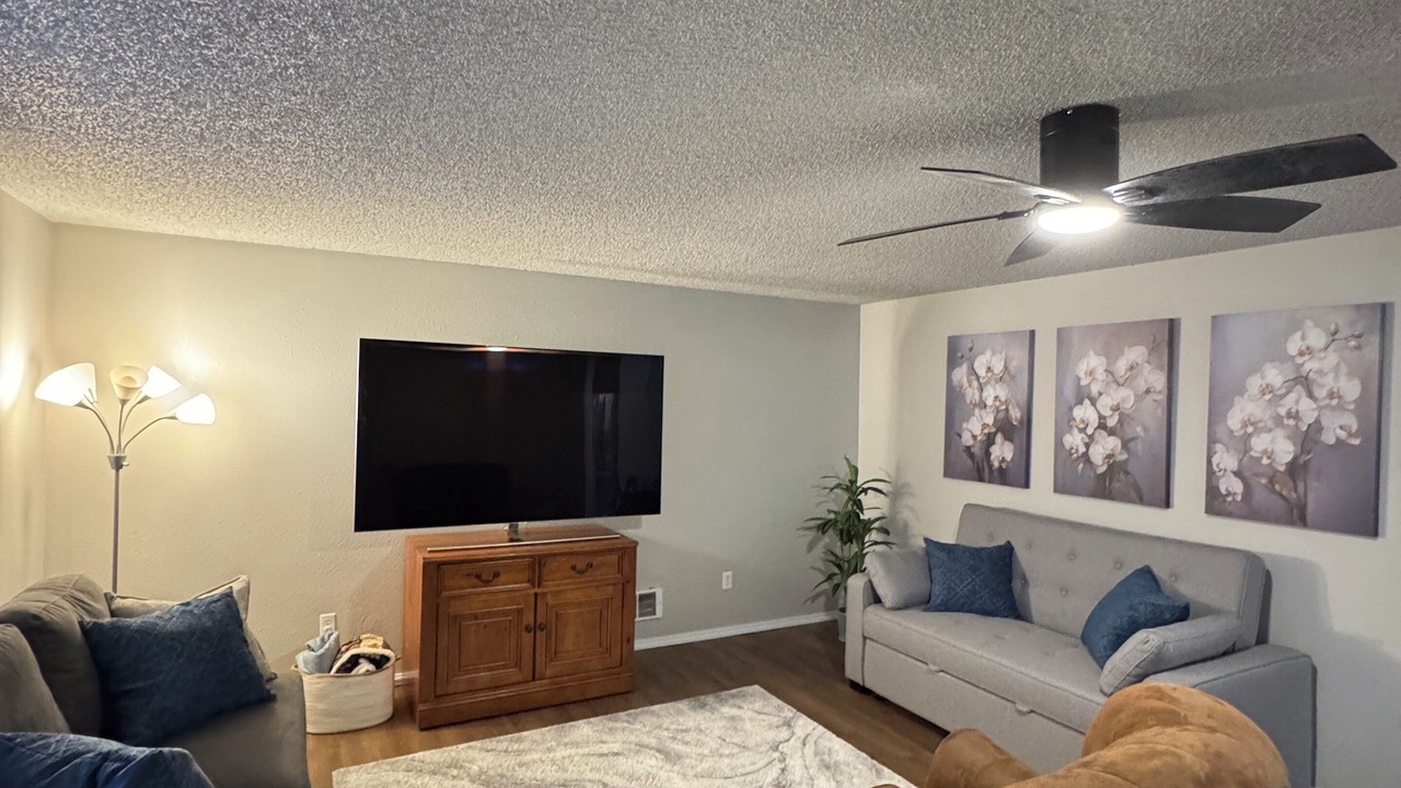 Photo of Livingroom in Post Falls