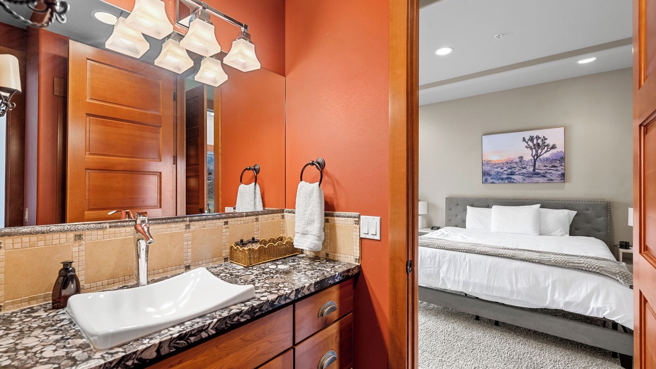 Photo of Bathroom in Orondo
