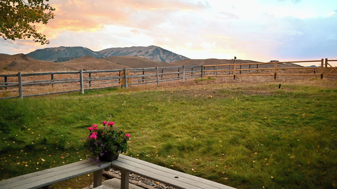 Photo of Outdoor in Elkhorn Village