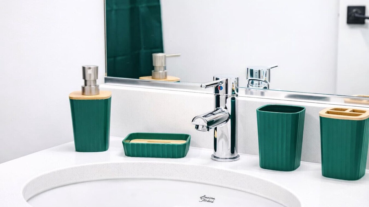 Photo of Bathroom in Cliff - Cannon