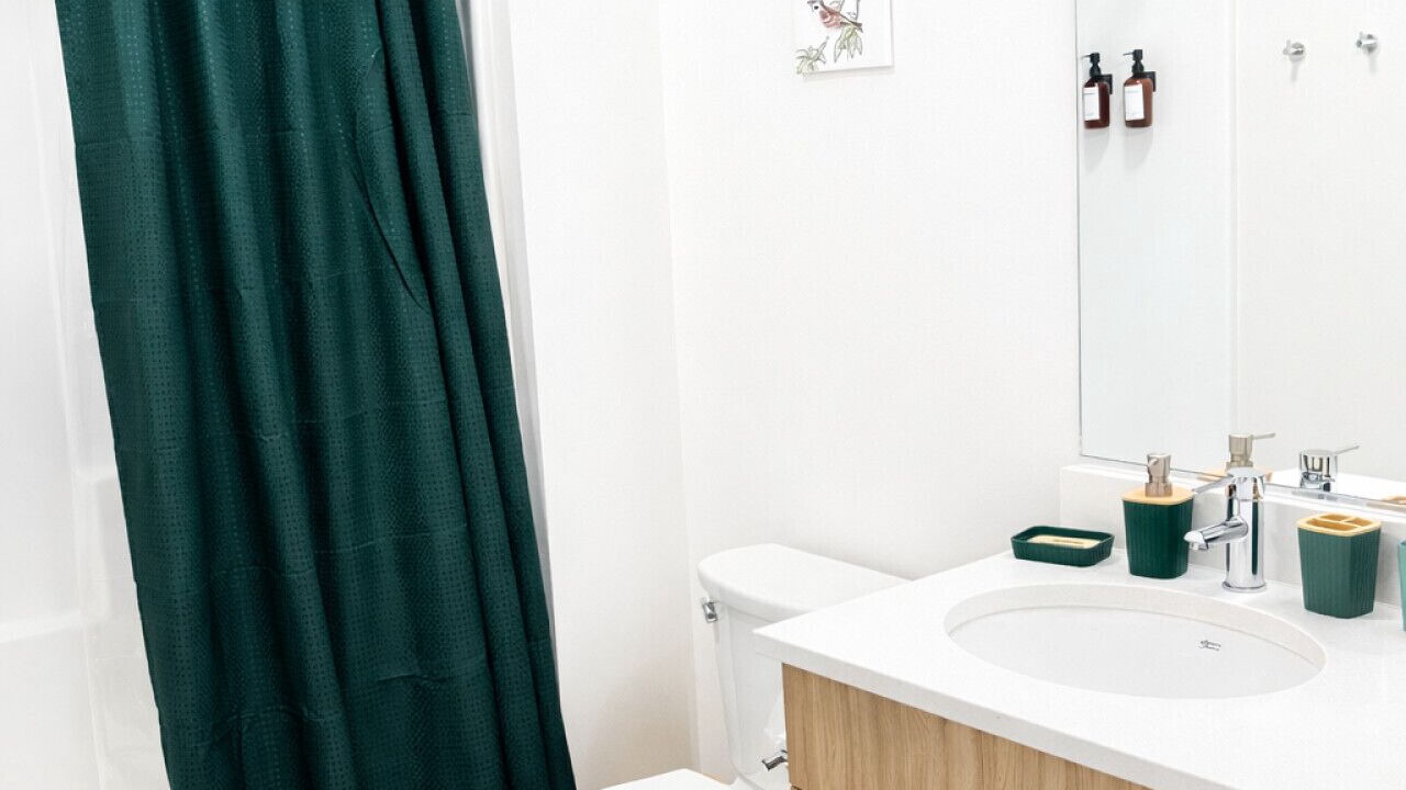Photo of Bathroom in Cliff - Cannon