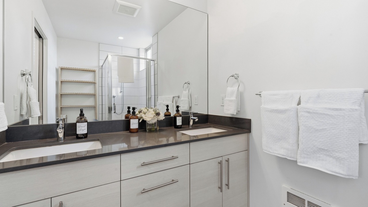 Photo of Bathroom in Whittier Heights