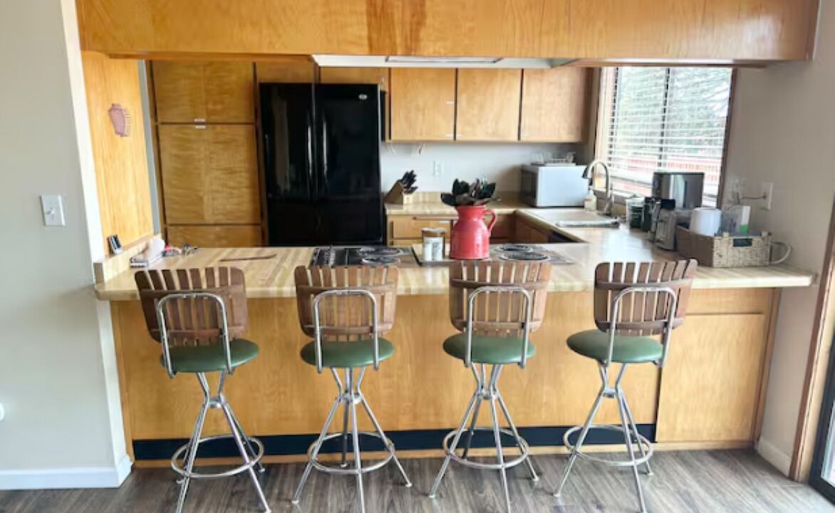 Photo of Kitchen in Redwood
