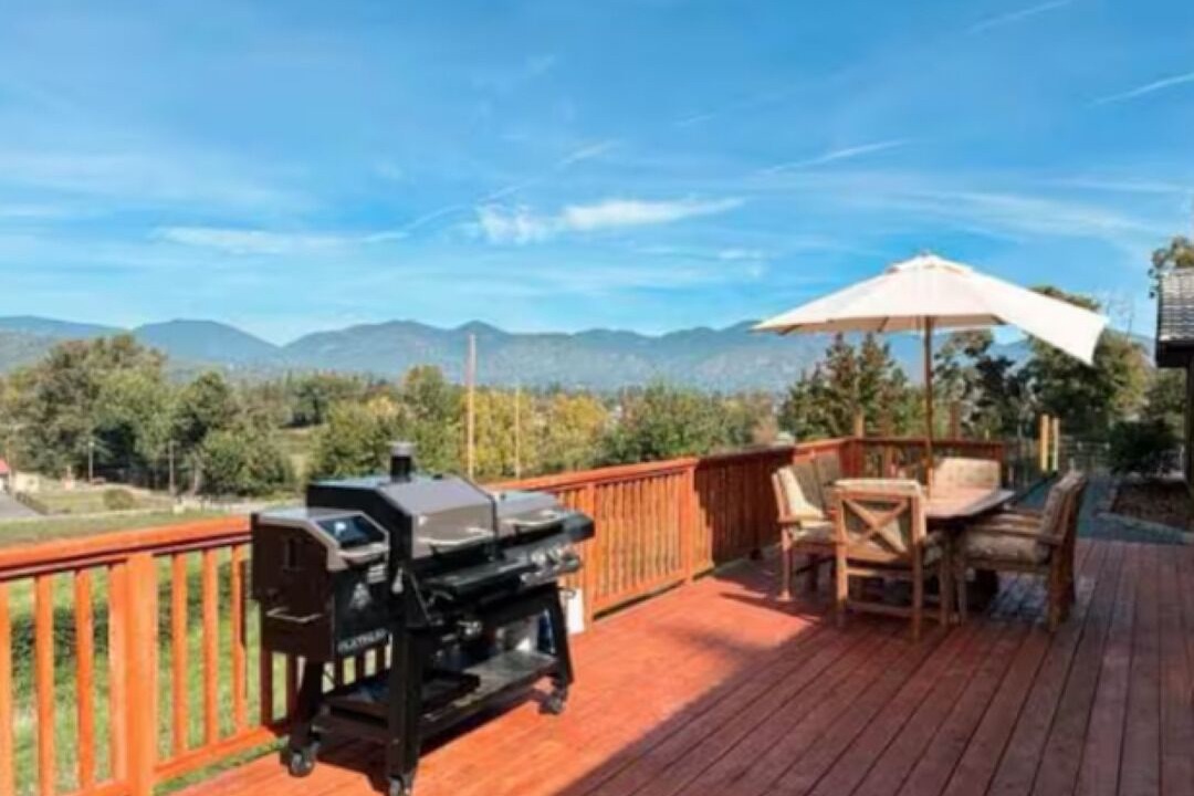 Photo of Outdoor in Redwood