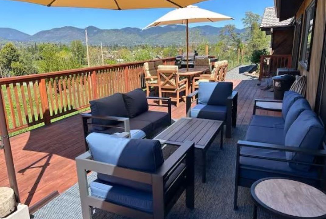 Photo of Outdoor in Redwood