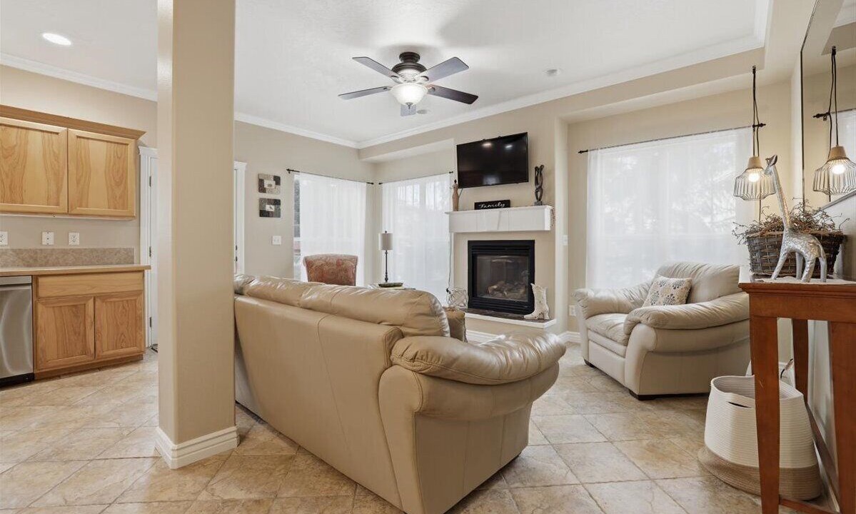 Photo of Livingroom in Sunset