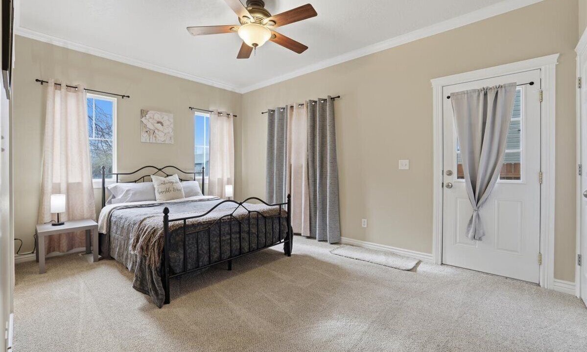 Photo of Bedroom in Sunset