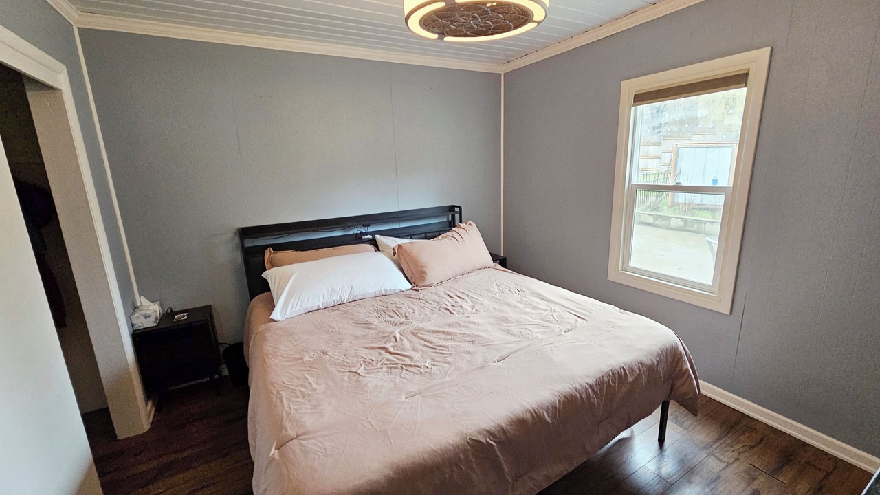 Photo of Bedroom in Newport