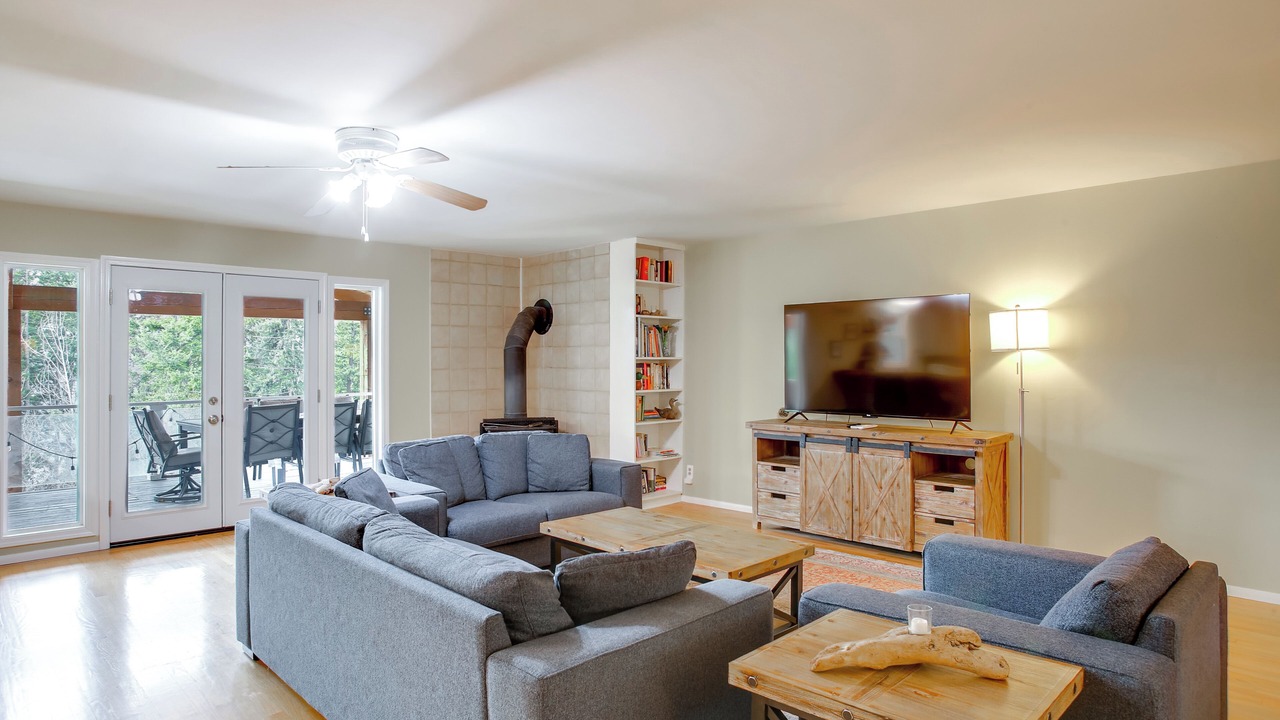 Photo of Bedroom in Spirit Lake