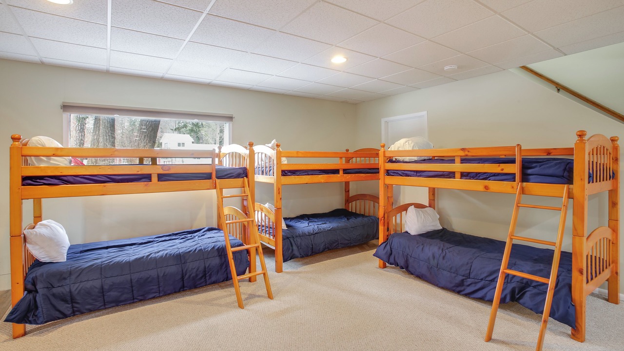 Photo of Bedroom in Spirit Lake