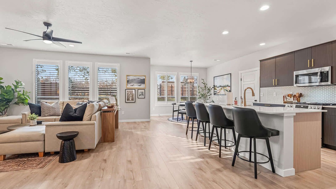 Photo of Livingroom in Southwest Ada County Alliance