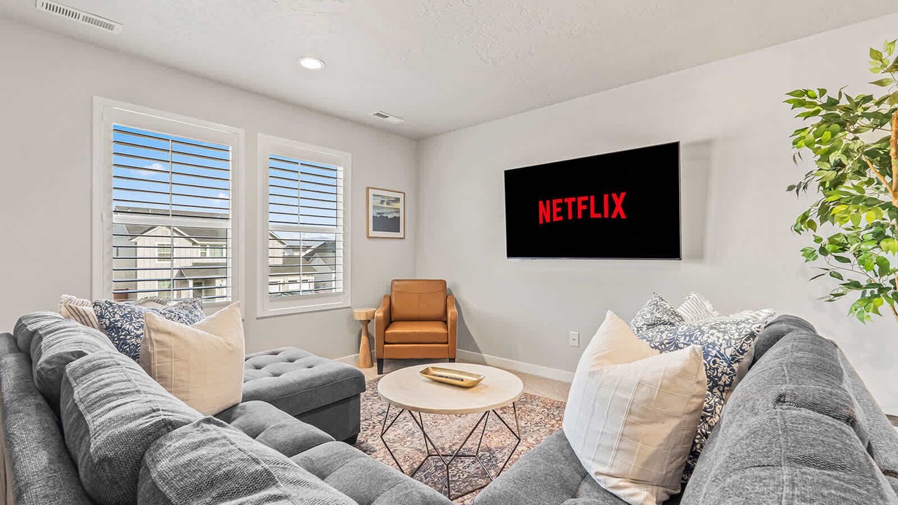 Photo of Livingroom in Southwest Ada County Alliance