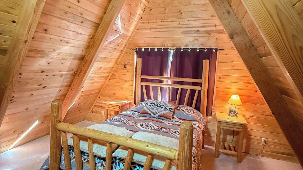 Photo of Bedroom in Crescent