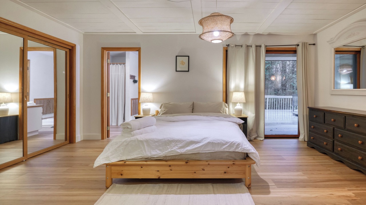 Photo of Bedroom in Point Roberts