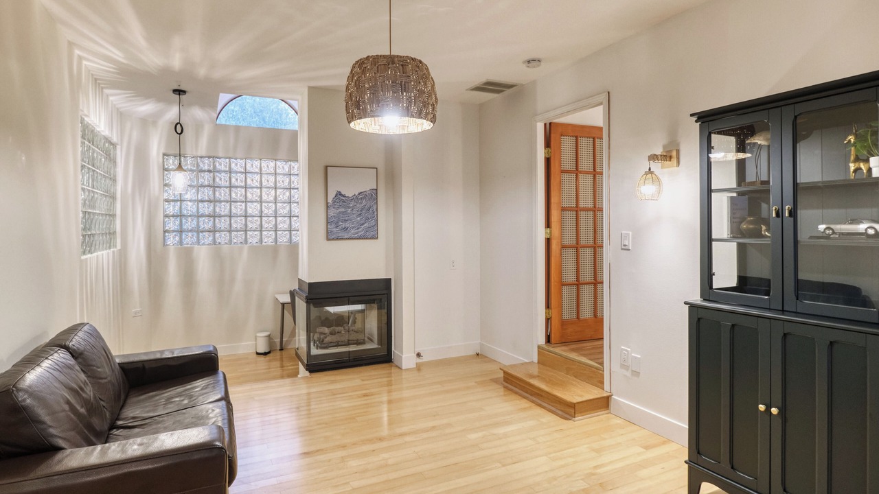 Photo of Livingroom in Point Roberts