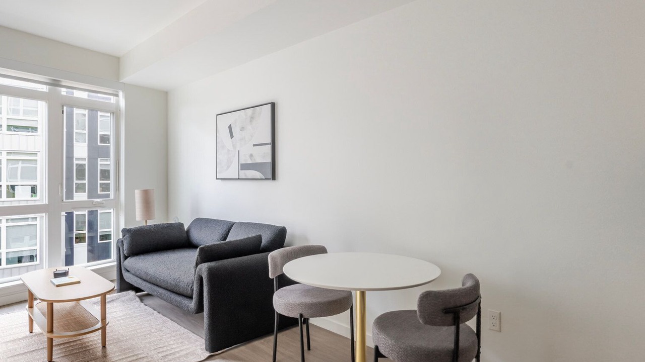 Photo of Livingroom in Redmond