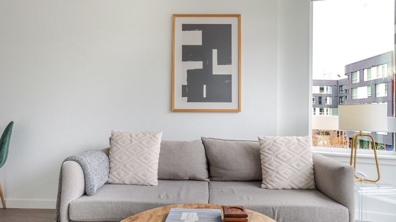 Photo of Livingroom in Redmond