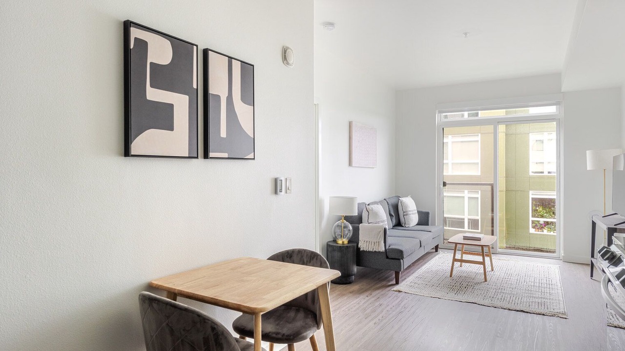 Photo of Livingroom in Redmond