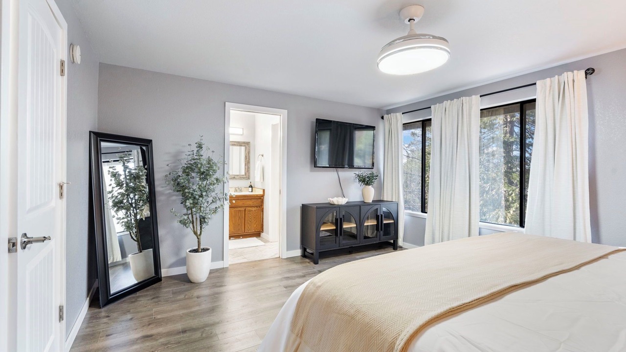 Photo of Bedroom in Grants Pass