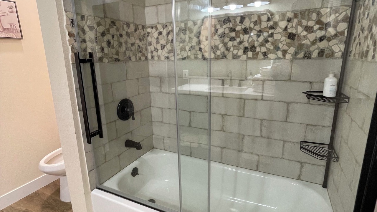 Photo of Bathroom in Heyburn