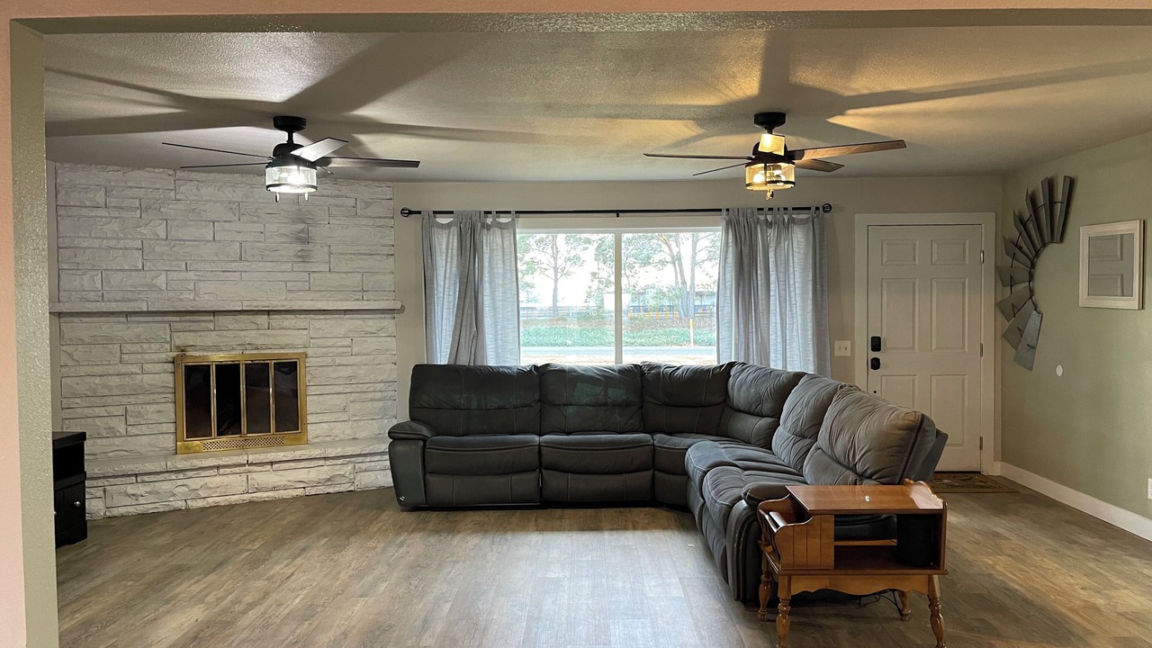 Photo of Livingroom in Heyburn