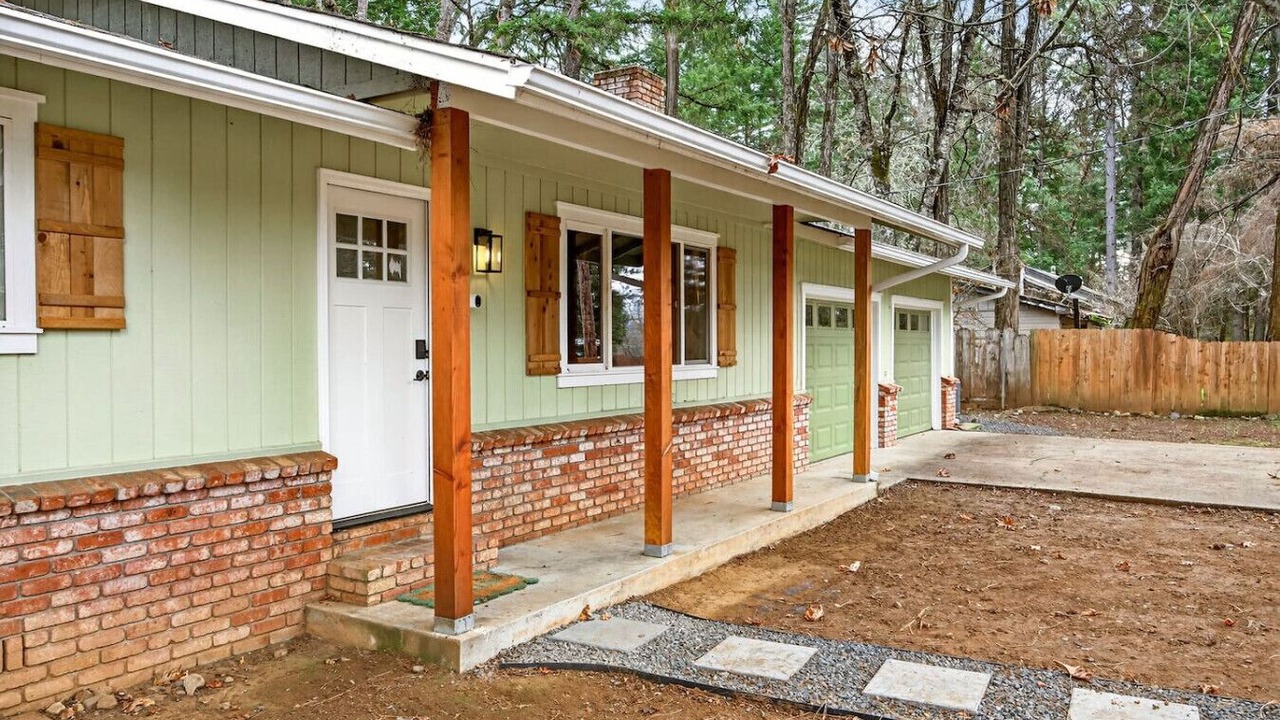 Photo of Outdoor in Cave Junction