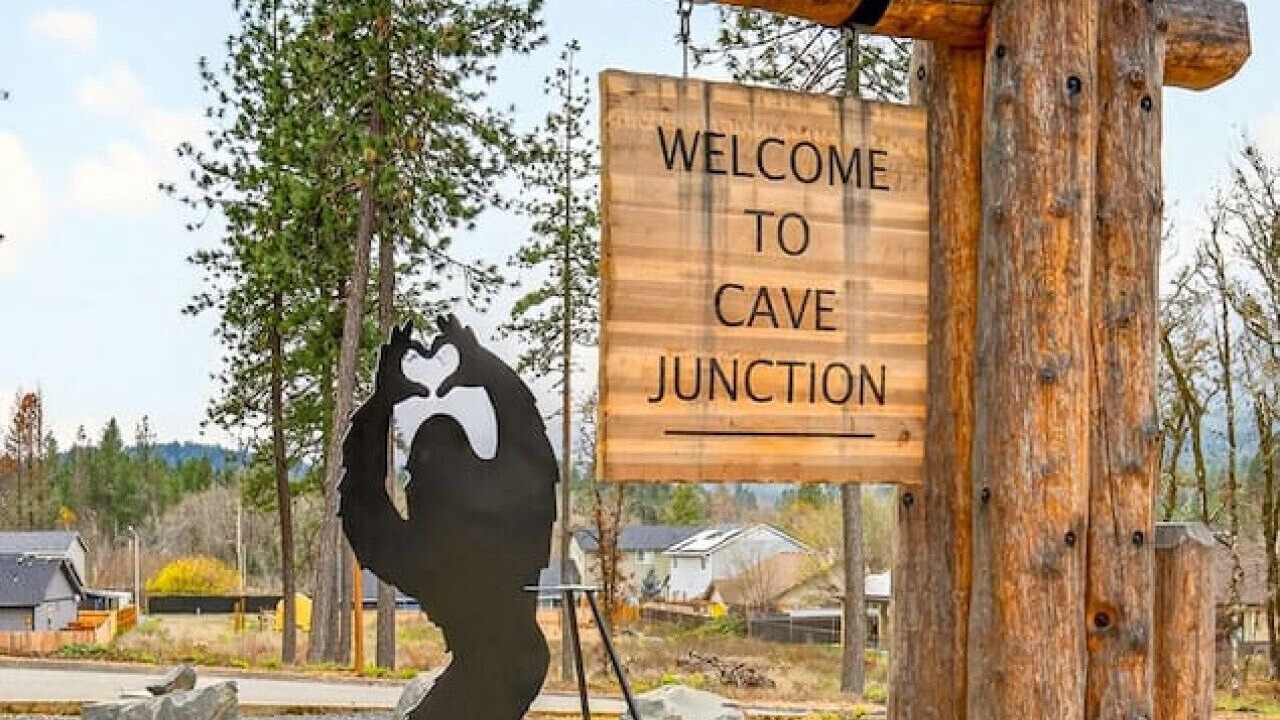 Photo of Outdoor in Cave Junction