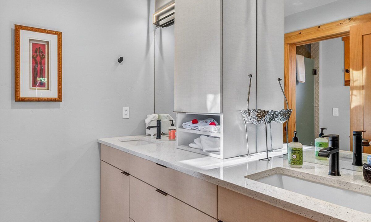 Photo of Bathroom in Tamarack Resort
