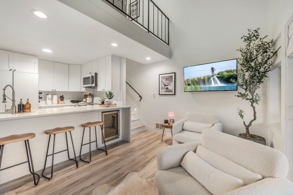 Photo of Livingroom in Sandpoint