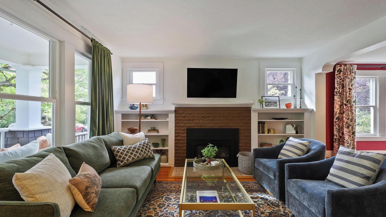 Photo of Livingroom in Sunnyside
