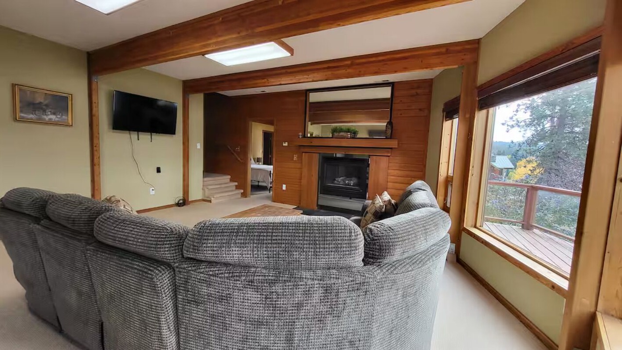 Photo of Livingroom in Harrison