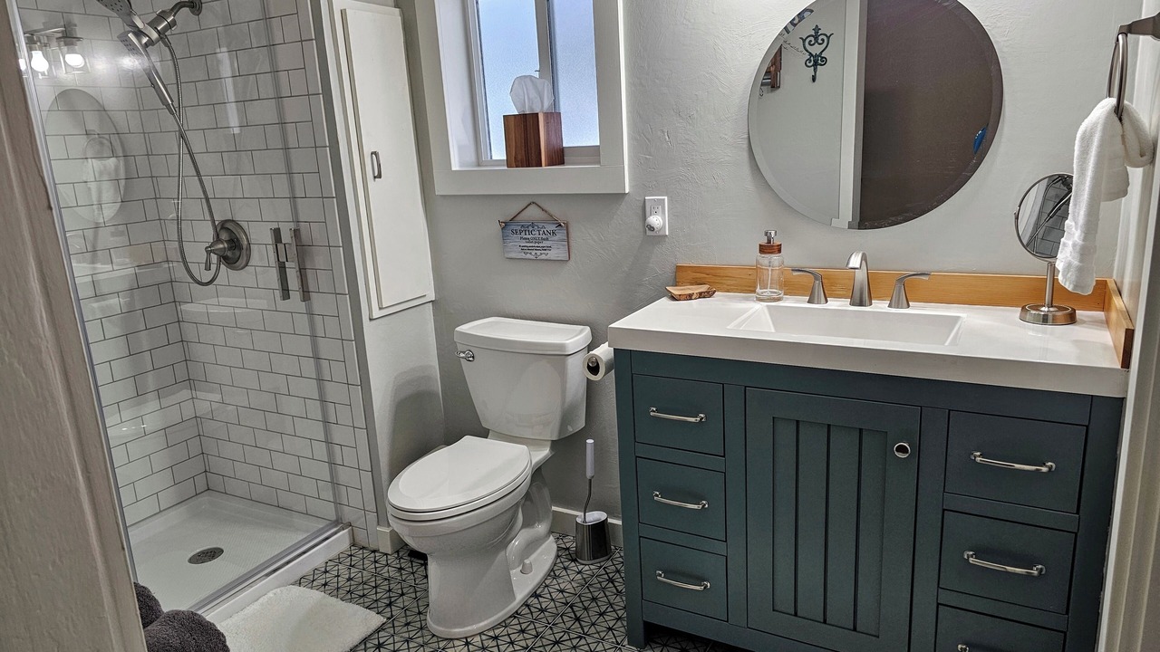 Photo of Bathroom in Myrtle Creek