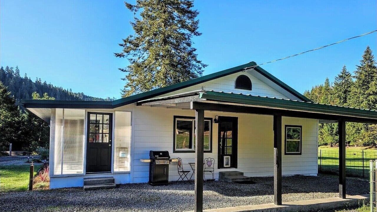 Photo of Outdoor in Myrtle Creek