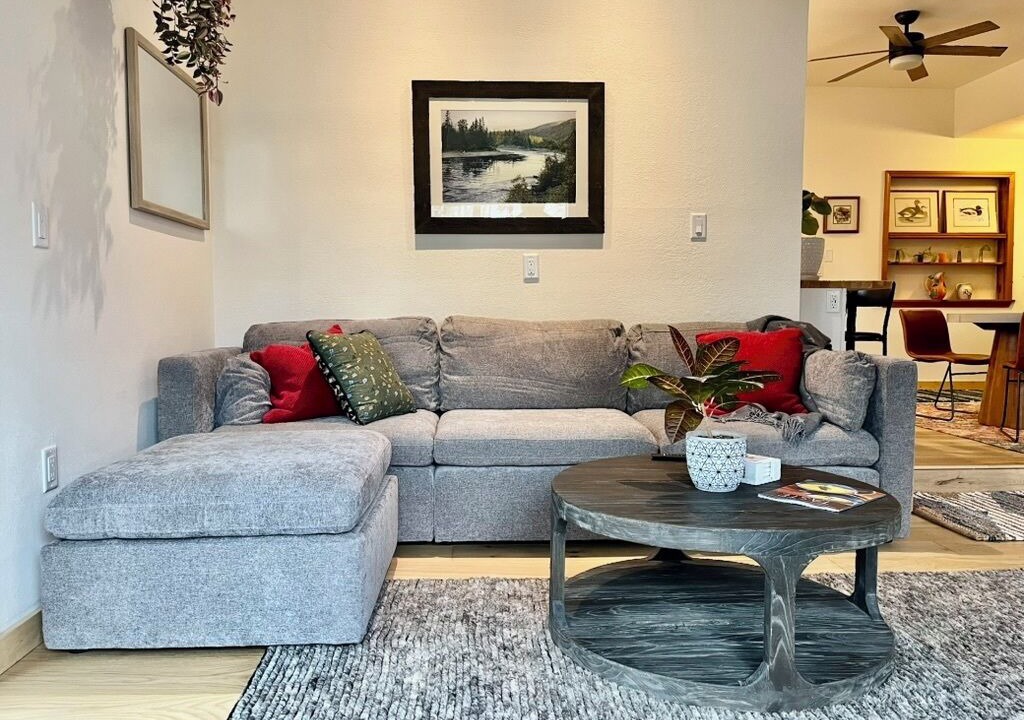 Photo of Livingroom in Hailey