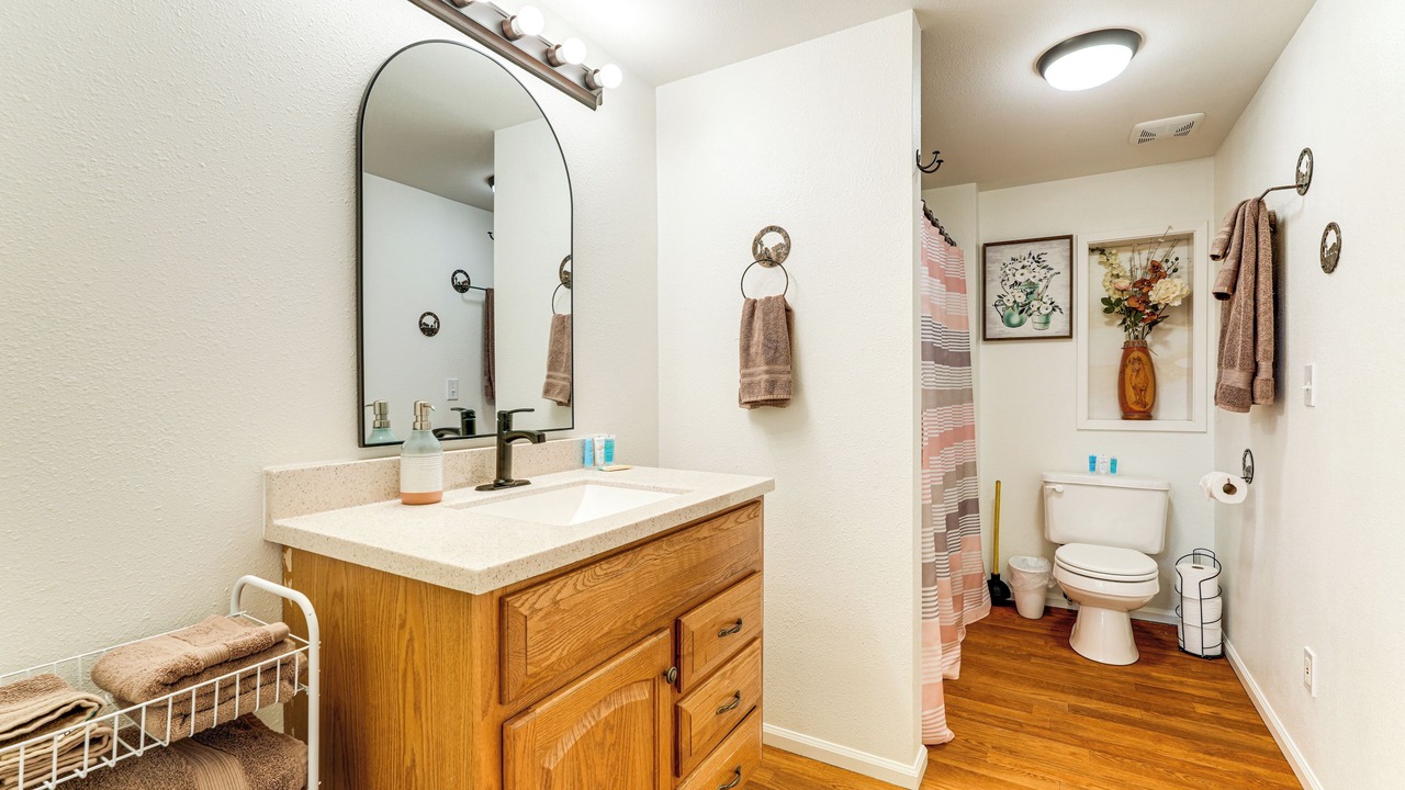 Photo of Bathroom in West Stayton