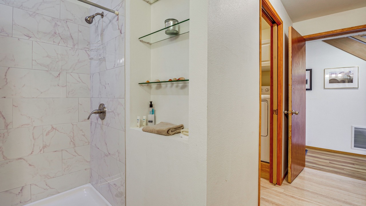 Photo of Bathroom in Freeland