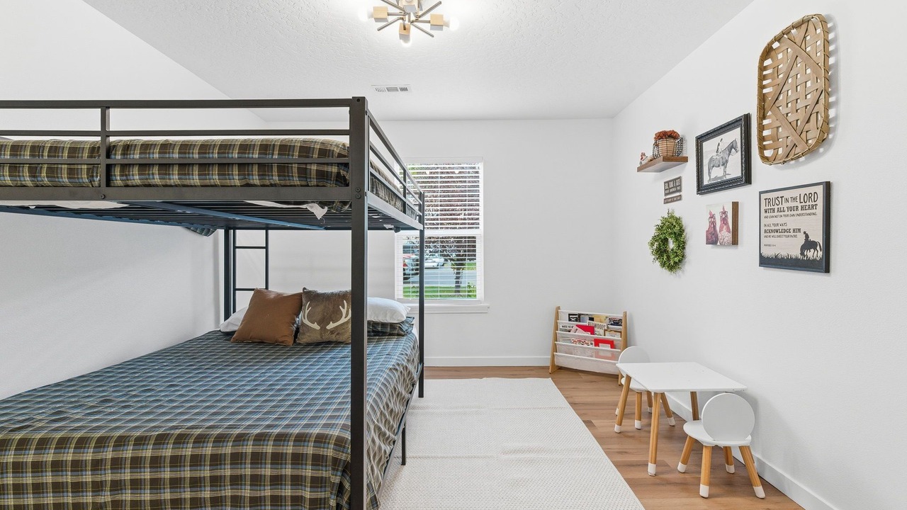 Photo of Bedroom in Caldwell